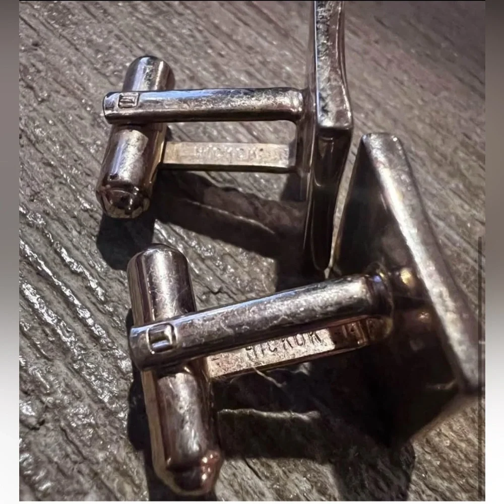 Vintage Gold Tone Square Pyramid Cufflinks Textured Center Mens Formal Accessory